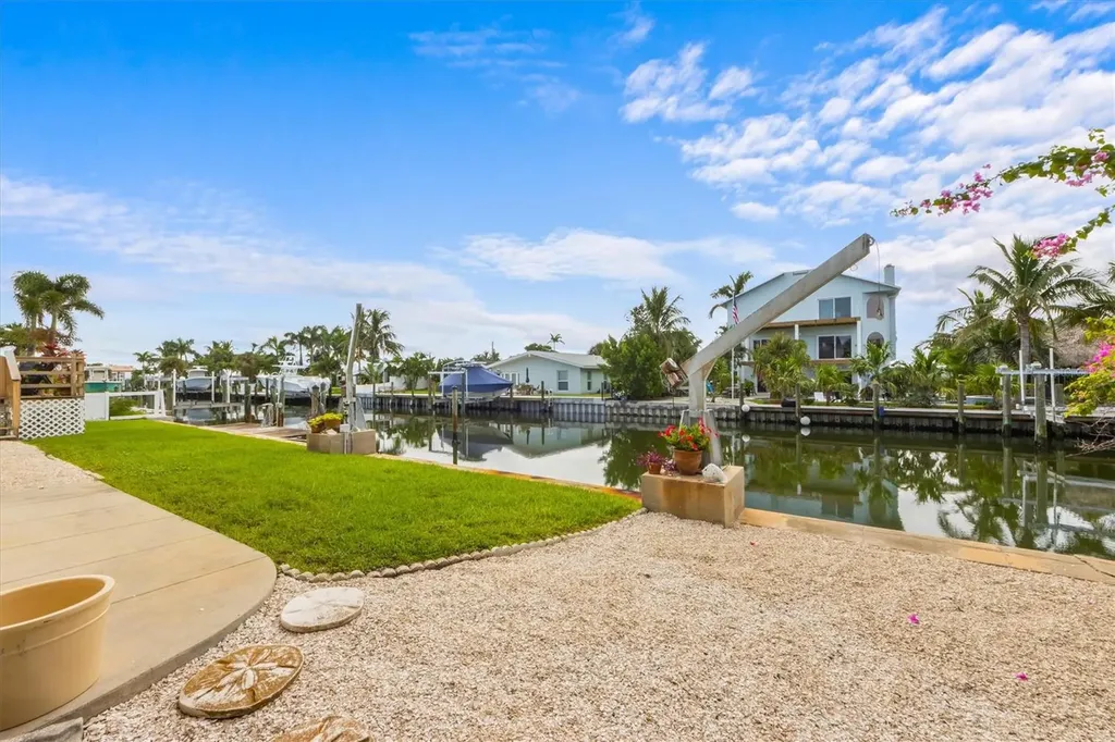 505 75th Street Holmes Beach FL 34217