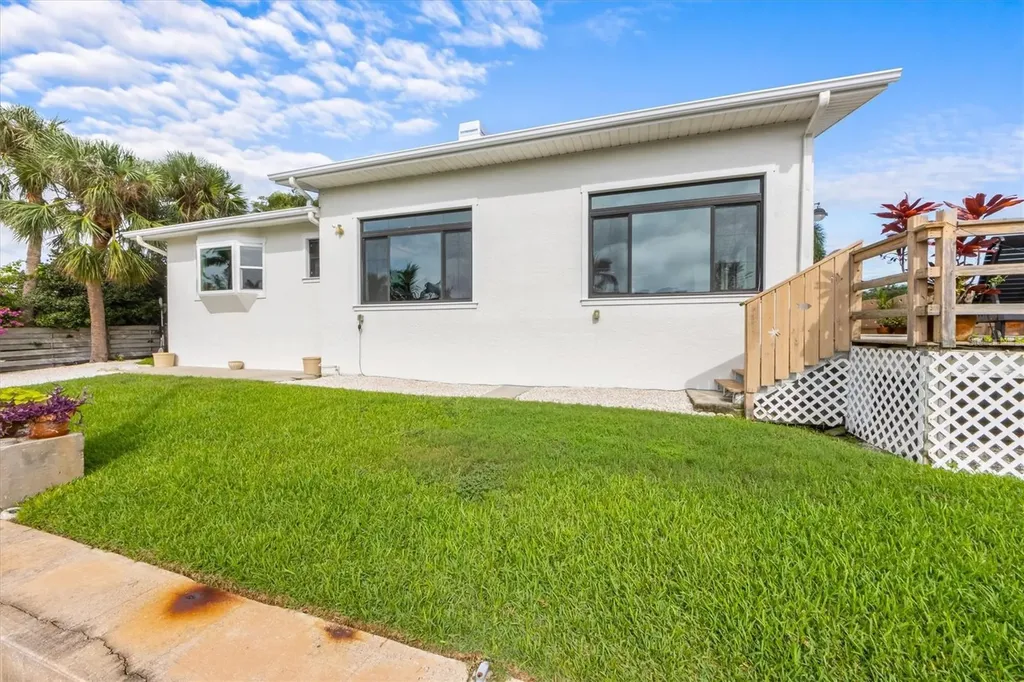 505 75th Street Holmes Beach FL 34217