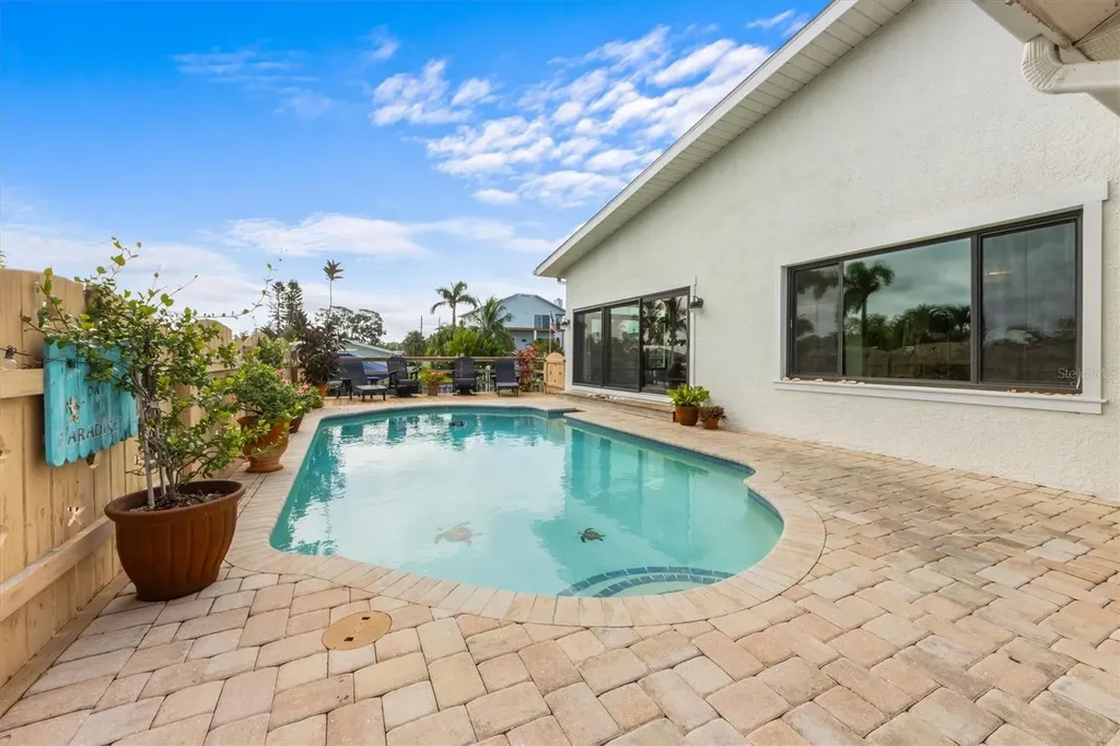 505 75th Street Holmes Beach FL 34217