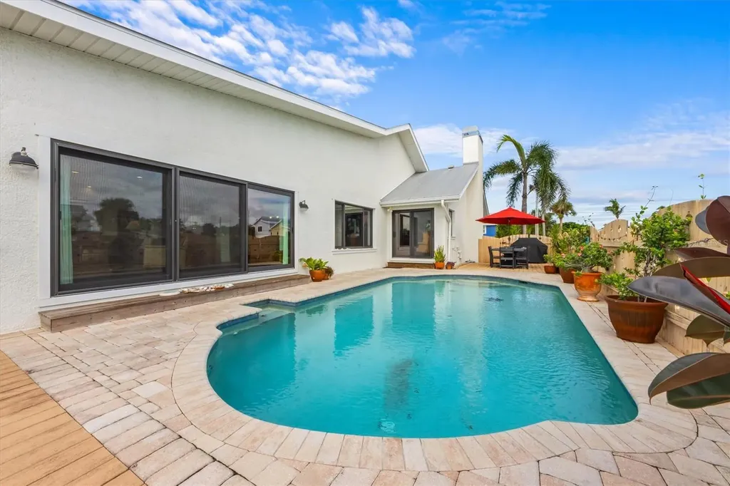 505 75th Street Holmes Beach FL 34217