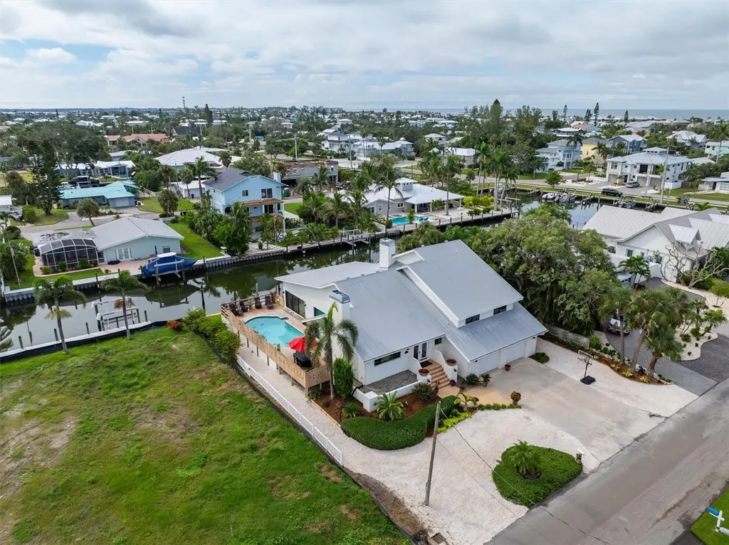 505 75th Street Holmes Beach FL 34217
