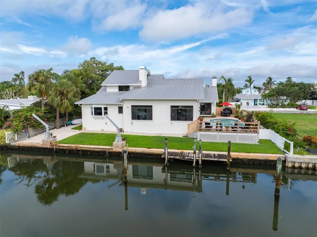 505 75th Street Holmes Beach FL 34217