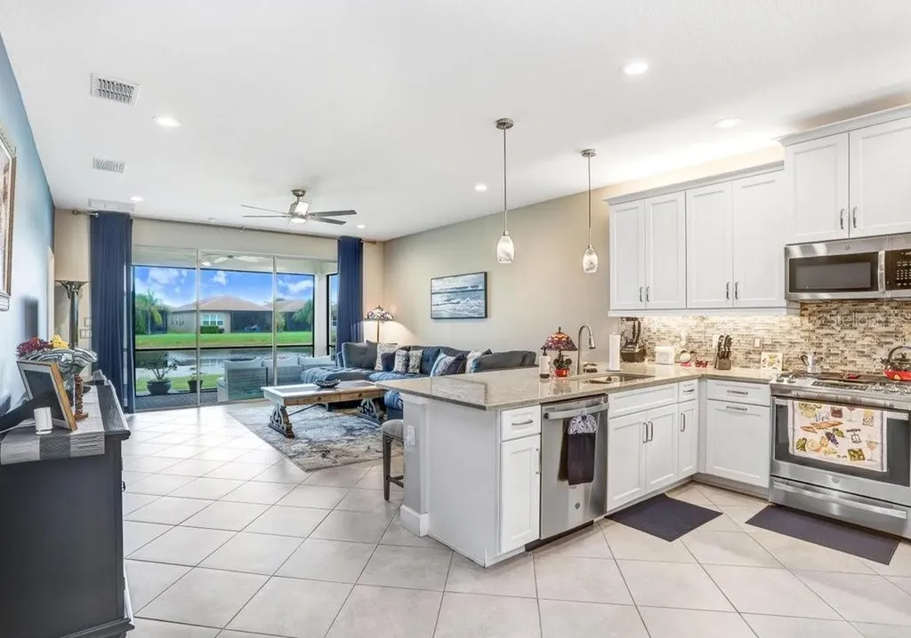 4749 Avila Lakes Drive Wimauma FL 33598