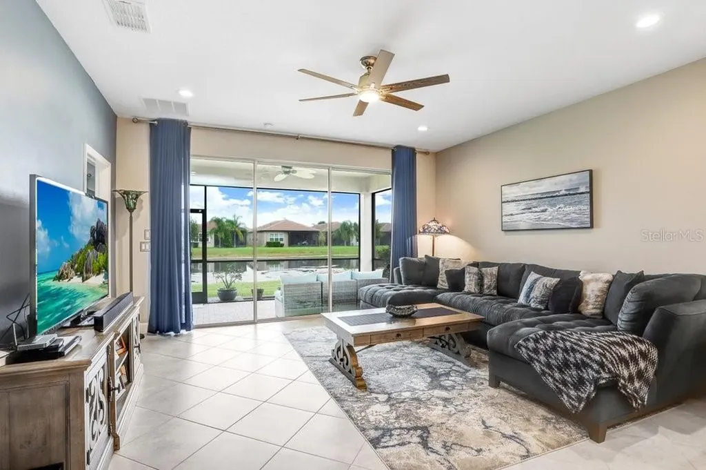 4749 Avila Lakes Drive Wimauma FL 33598