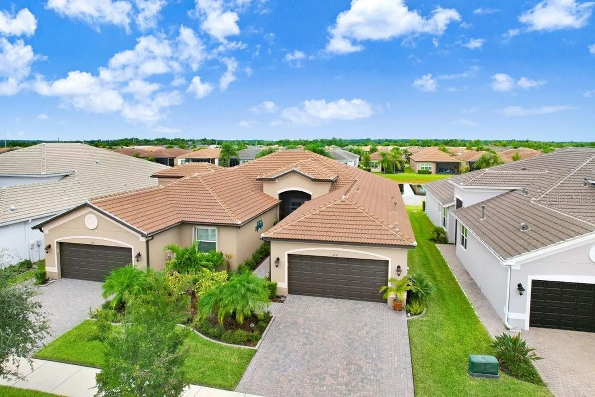 4749 Avila Lakes Drive Wimauma FL 33598