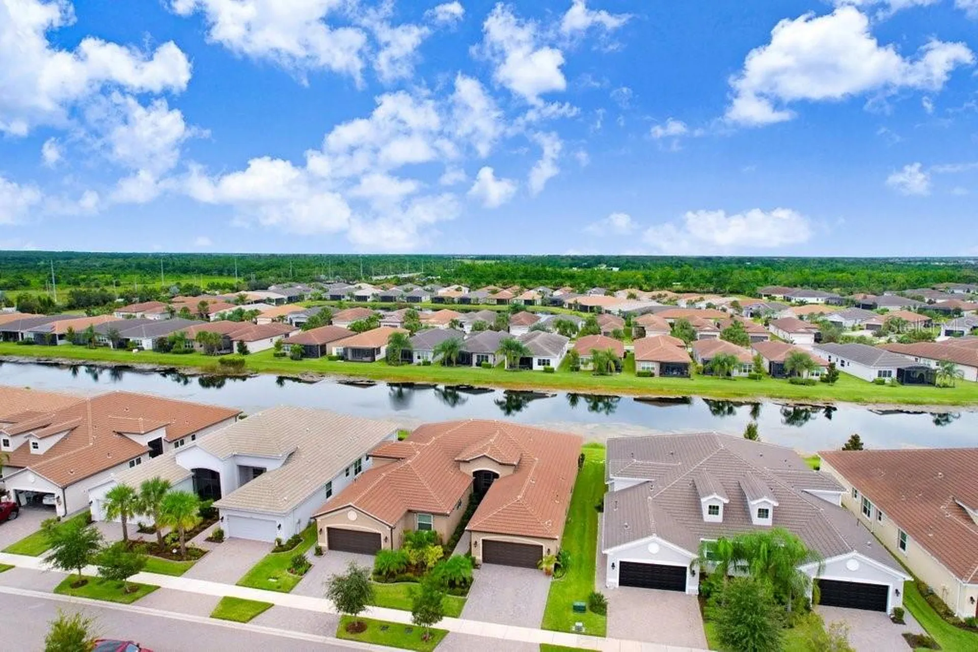 4749 Avila Lakes Drive Wimauma FL 33598