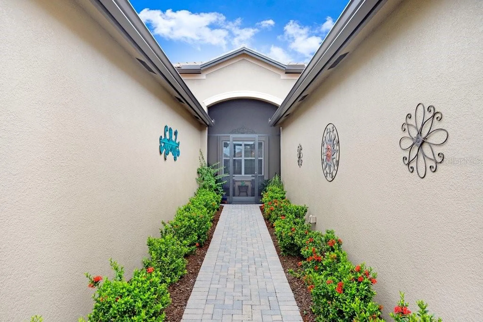 4749 Avila Lakes Drive Wimauma FL 33598