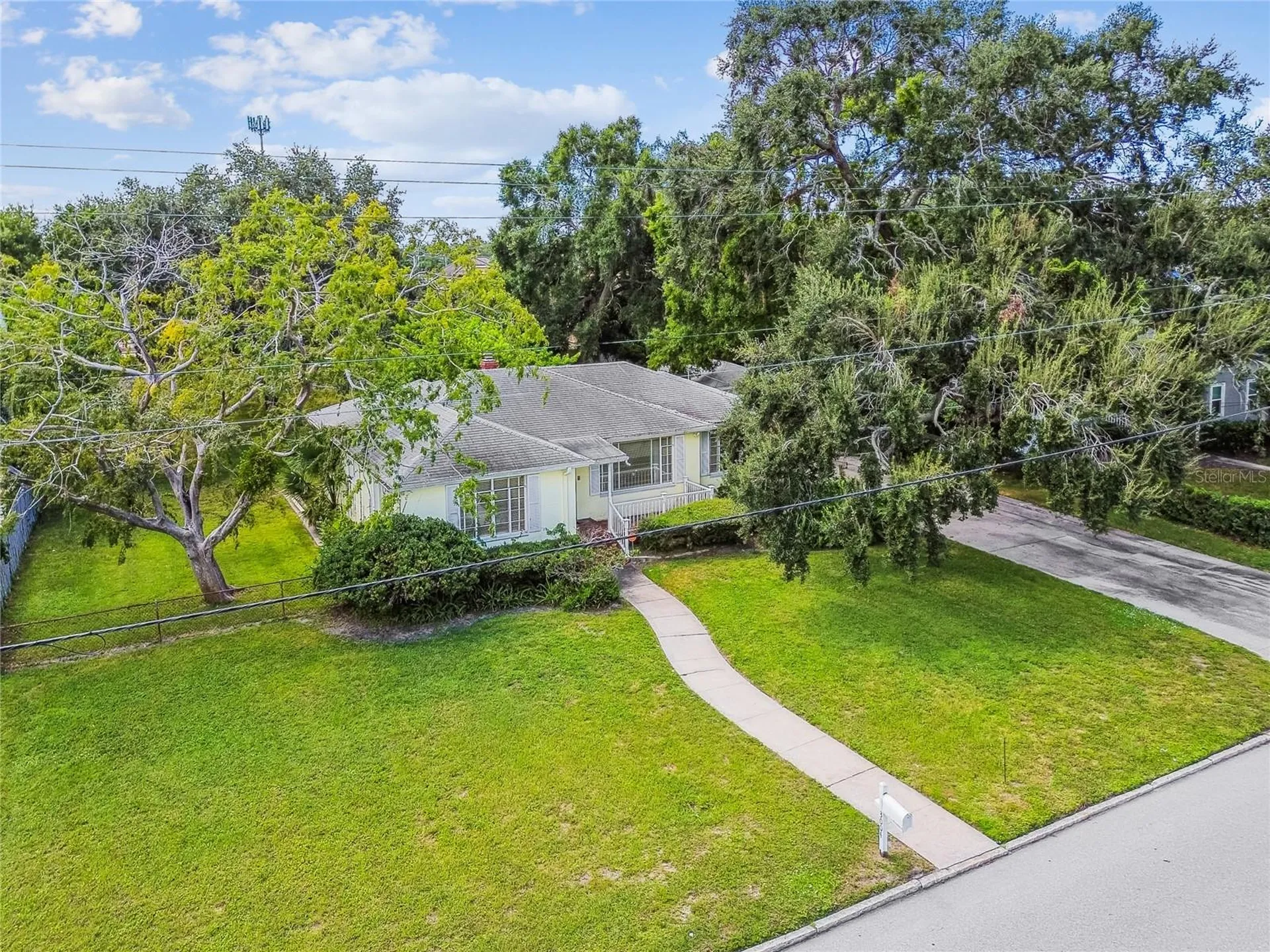 3004 W North A Street Tampa FL 33609