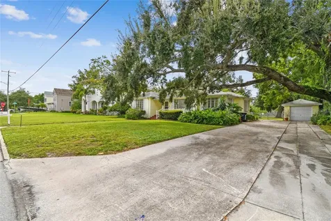 3004 W North A Street Tampa FL 33609