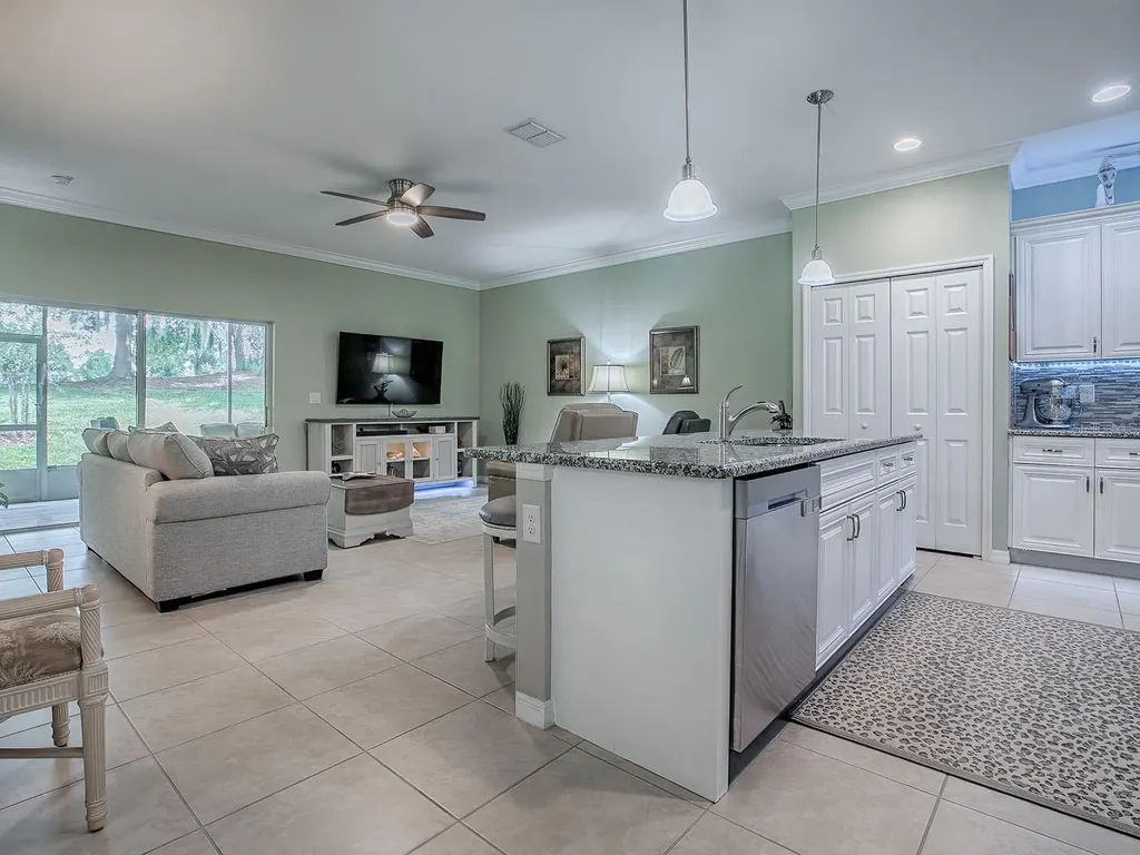 26939 White Plains Way Leesburg FL 34748