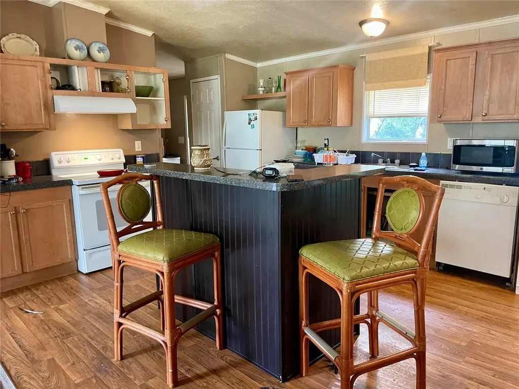 32741 Pine Road Eustis FL 32736