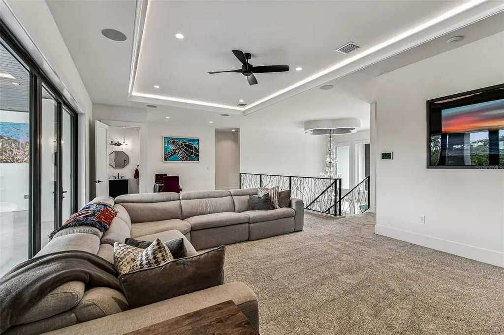 3321 Meander Lane Safety Harbor FL 34695