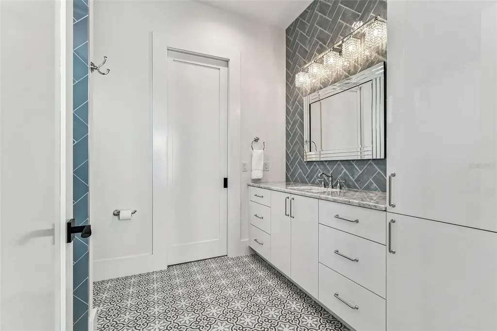 3321 Meander Lane Safety Harbor FL 34695