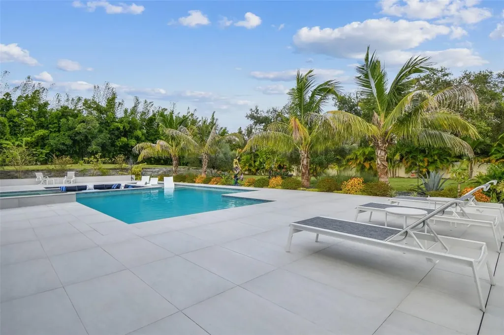 3321 Meander Lane Safety Harbor FL 34695