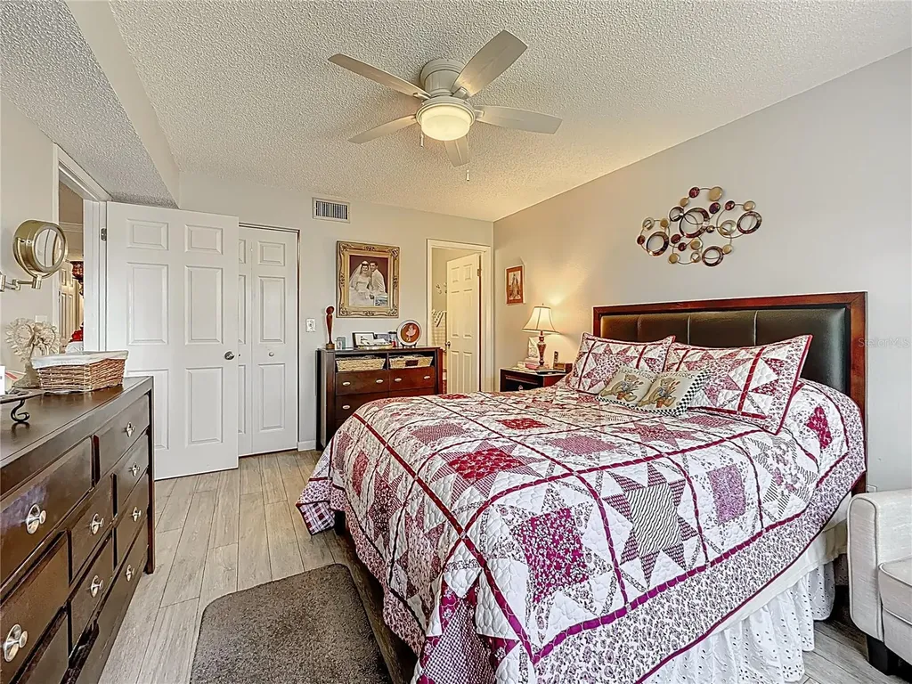 5920 80th Street N St Petersburg FL 33709