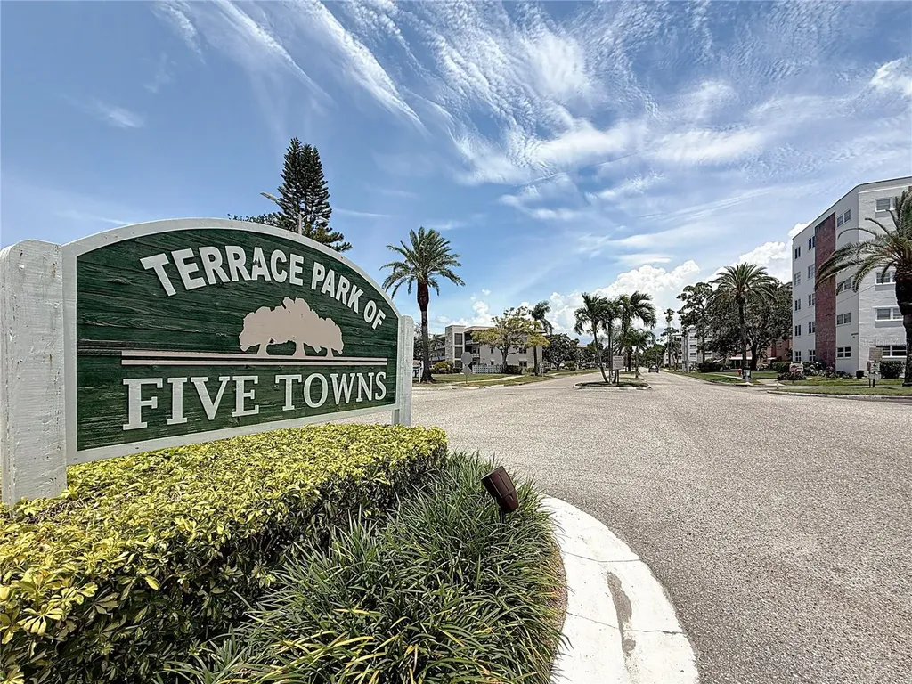 5920 80th Street N St Petersburg FL 33709