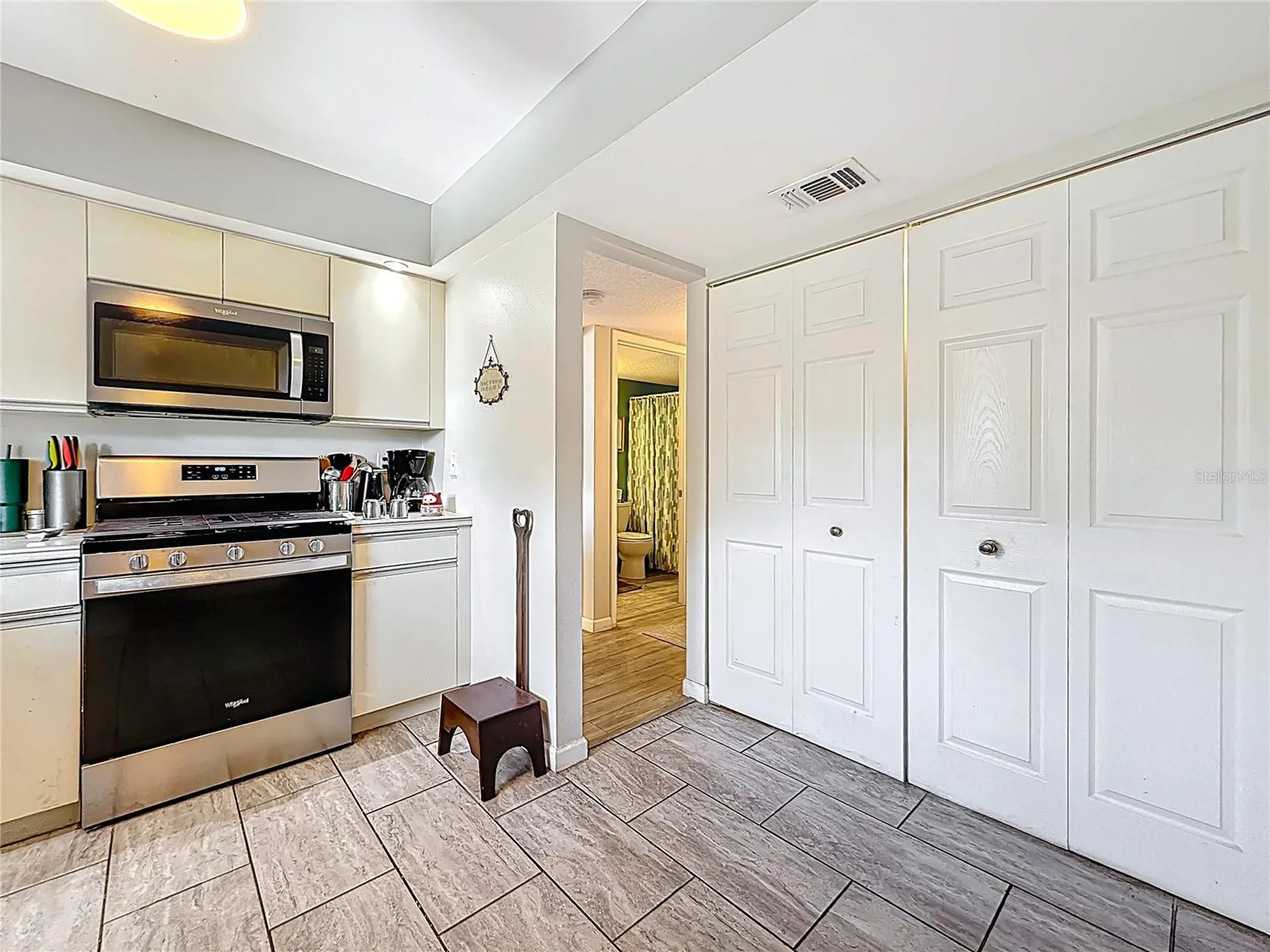 5920 80th Street N St Petersburg FL 33709