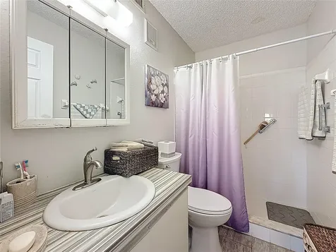 5920 80th Street N St Petersburg FL 33709