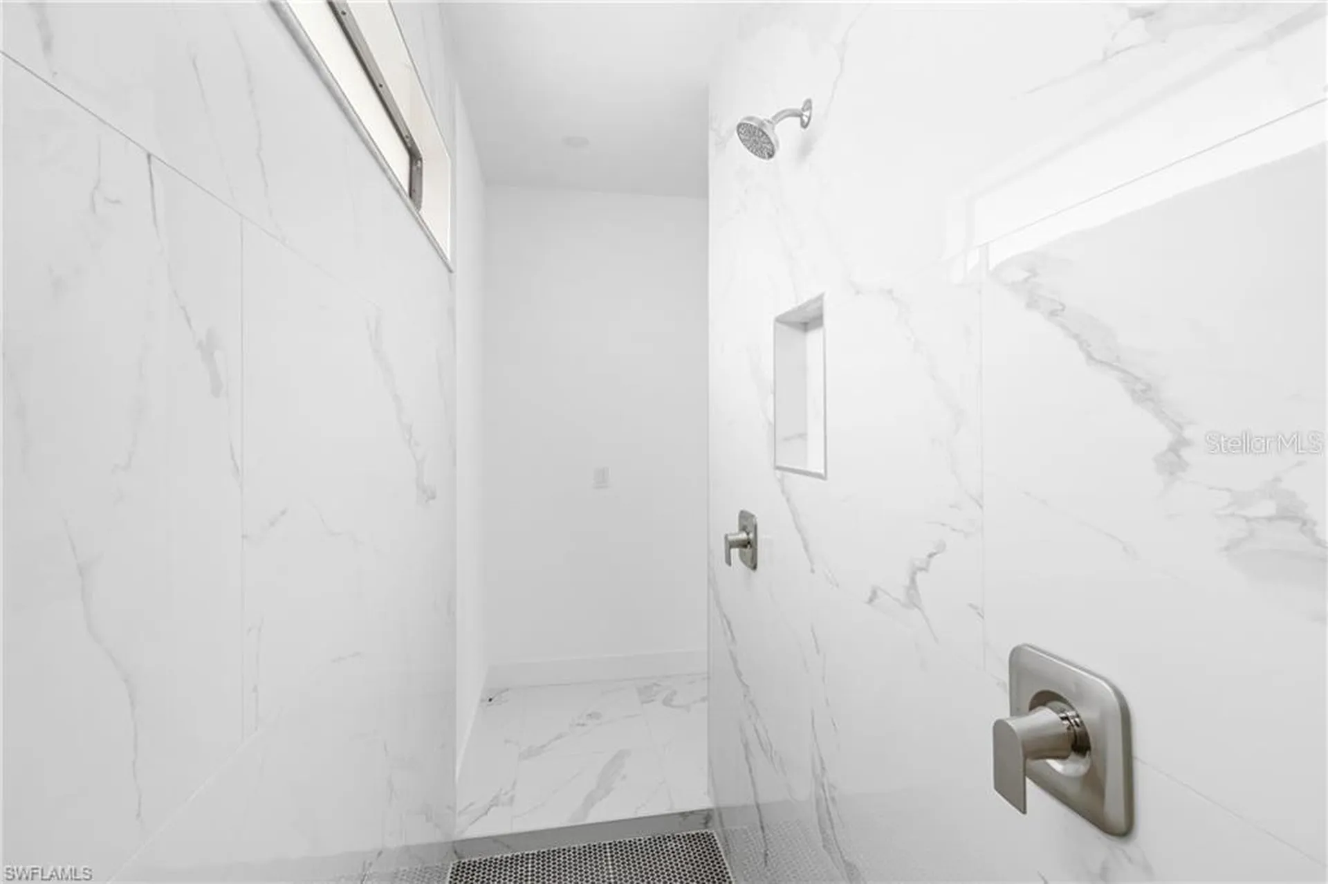 1806 NE 21st Place Cape Coral FL 33909