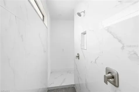1806 NE 21st Place Cape Coral FL 33909