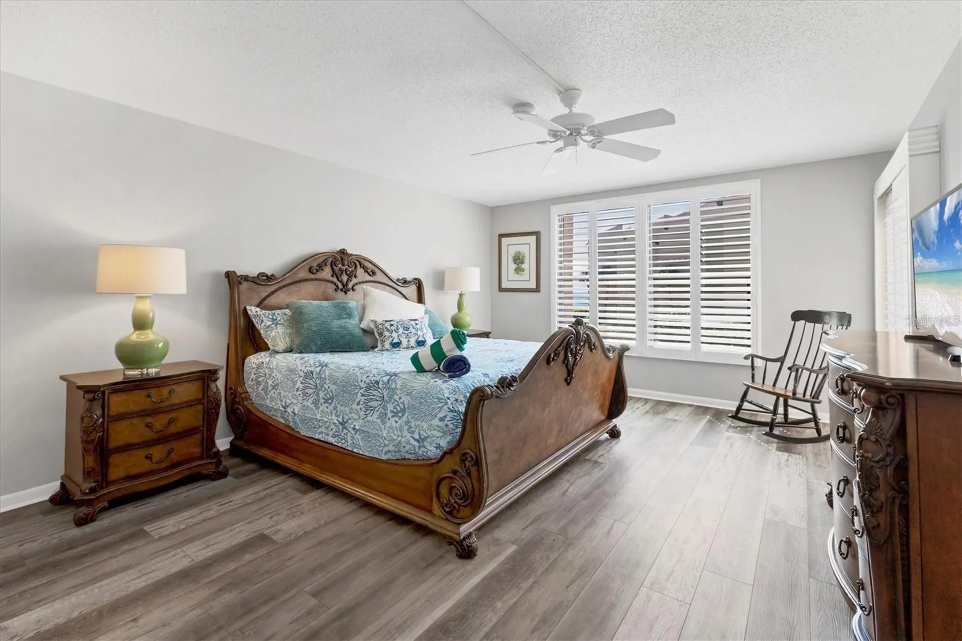 6480 Midnight Pass Road Sarasota FL 34242