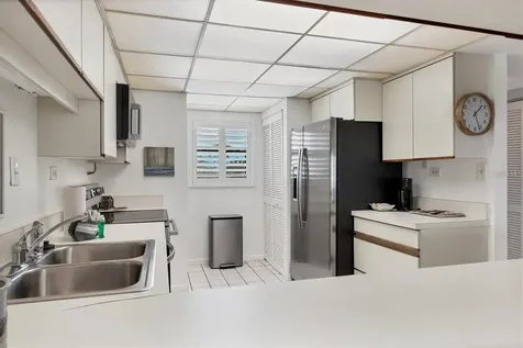 6480 Midnight Pass Road Sarasota FL 34242