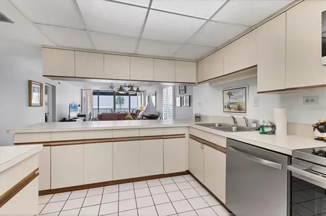 6480 Midnight Pass Road Sarasota FL 34242