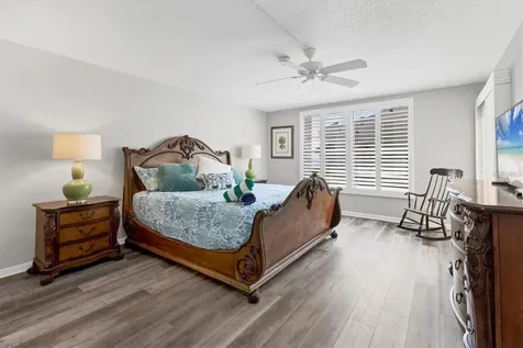 6480 Midnight Pass Road Sarasota FL 34242