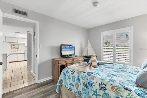 6480 Midnight Pass Road Sarasota FL 34242