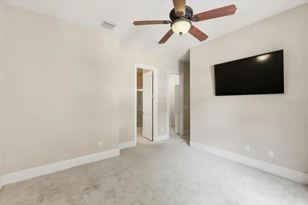 6102 S Hampshire Court Windermere FL 34786