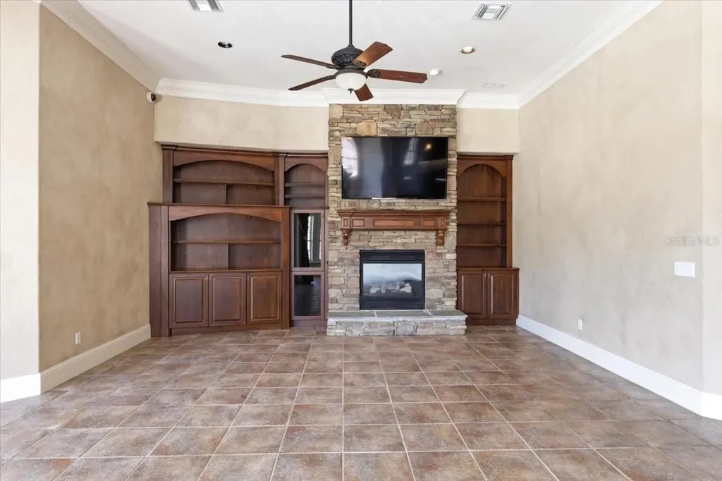 6102 S Hampshire Court Windermere FL 34786