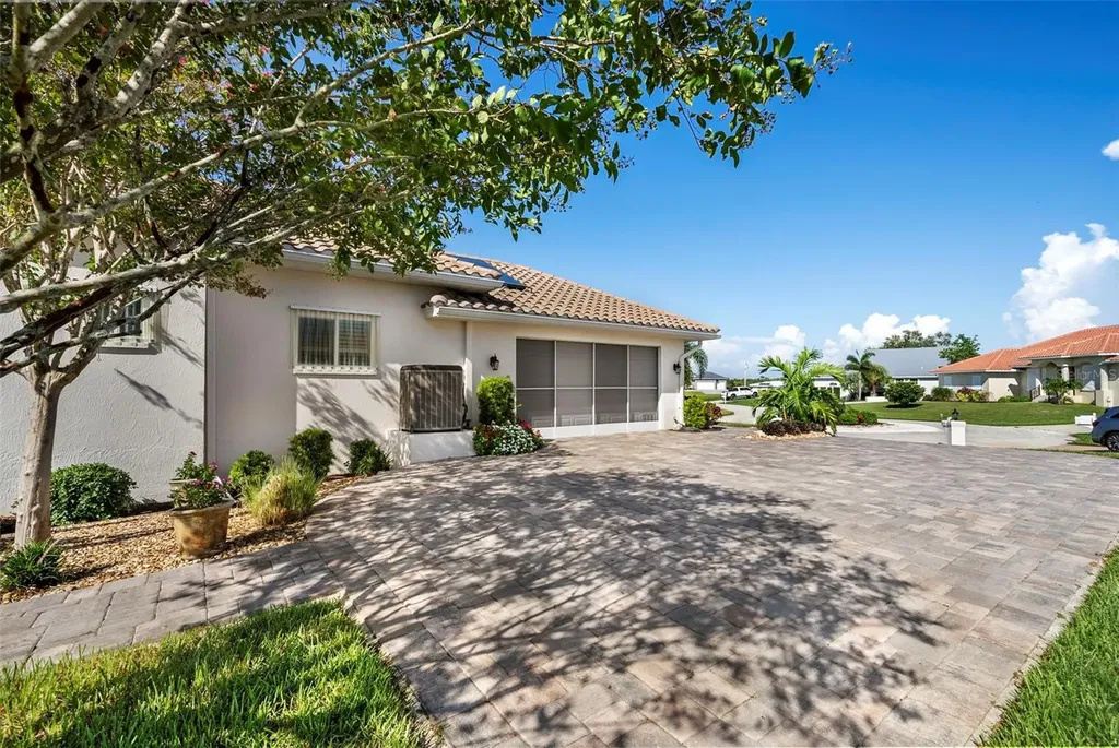10 Coral Creek Place Placida FL 33946