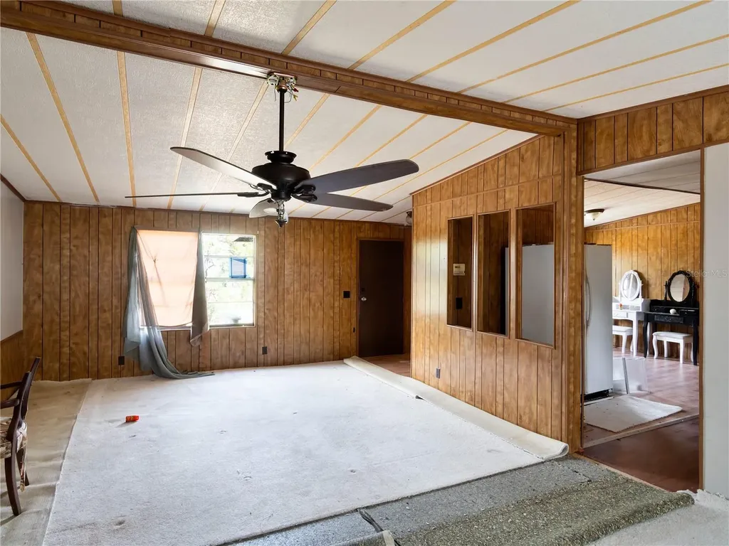 4982 W Woodlawn Street Dunnellon FL 34433