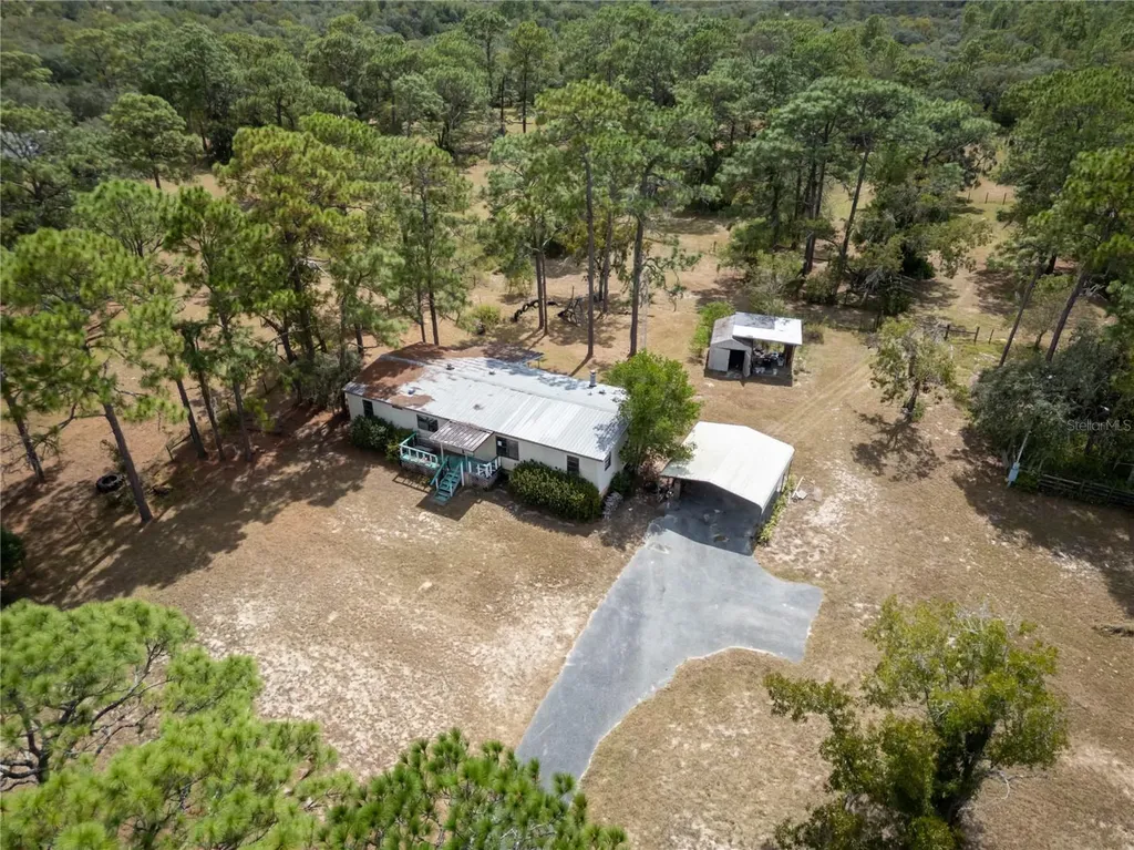 4982 W Woodlawn Street Dunnellon FL 34433