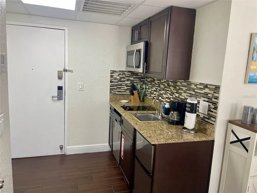 6165 Carrier Drive Orlando FL 32819