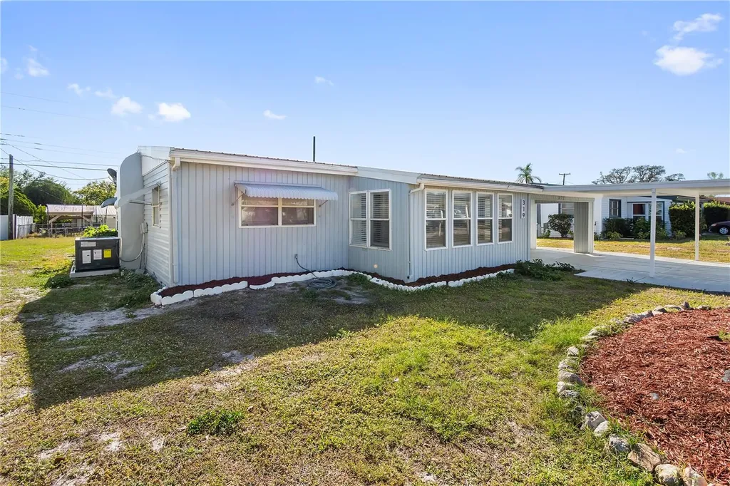 319 Thomas Avenue Frostproof FL 33843