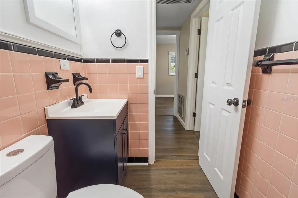 319 Thomas Avenue Frostproof FL 33843