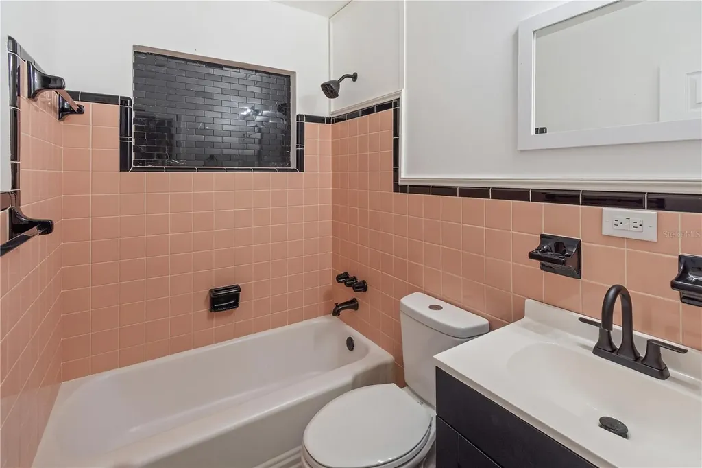 319 Thomas Avenue Frostproof FL 33843