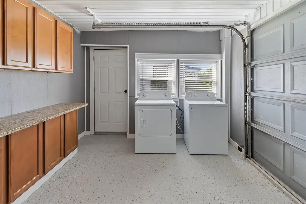 319 Thomas Avenue Frostproof FL 33843