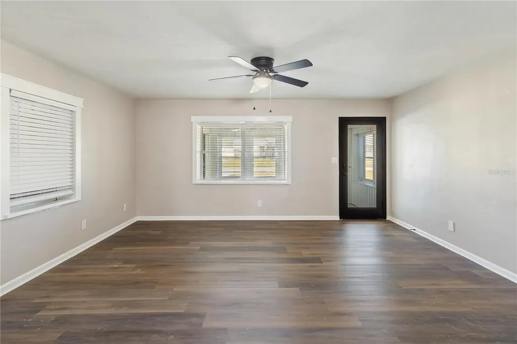 319 Thomas Avenue Frostproof FL 33843