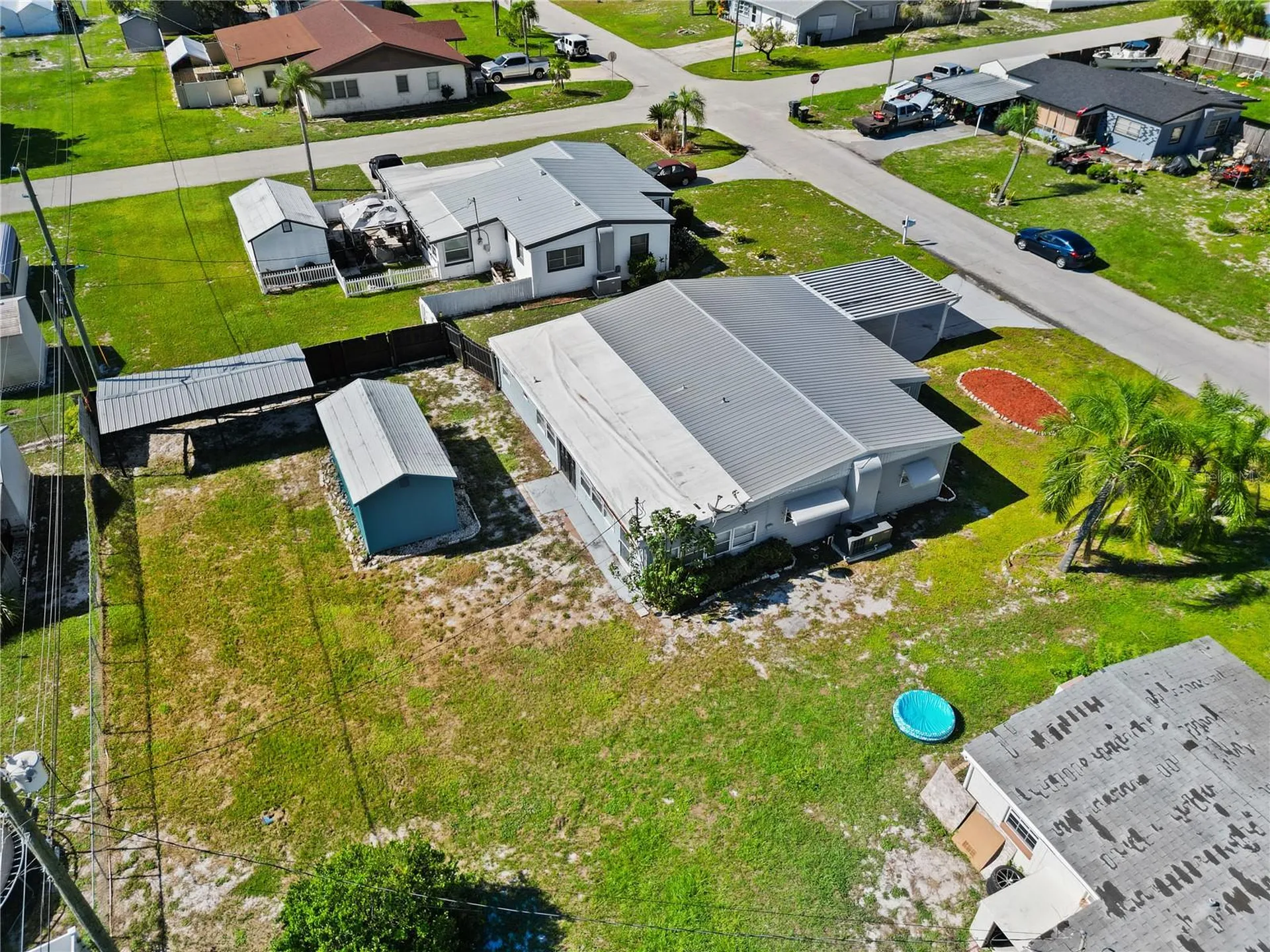 319 Thomas Avenue Frostproof FL 33843