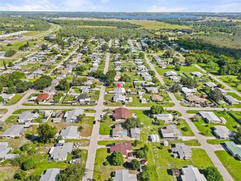 319 Thomas Avenue Frostproof FL 33843