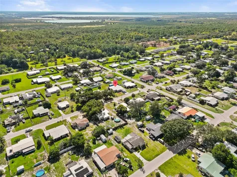 319 Thomas Avenue Frostproof FL 33843