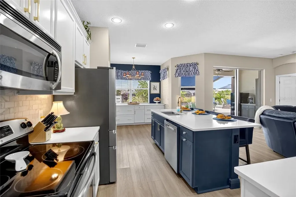 306 Hope Bay Loop Apollo Beach FL 33572