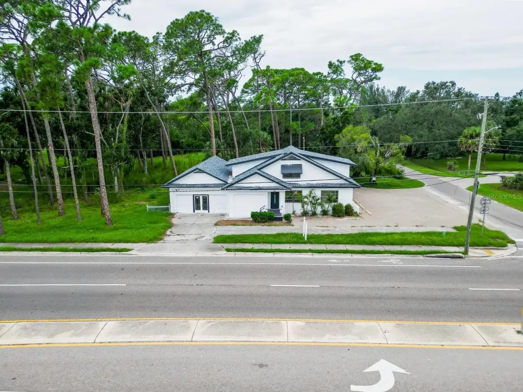 301 N Us Highway 41 Ruskin FL 33570