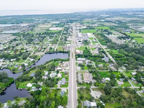 301 N Us Highway 41 Ruskin FL 33570