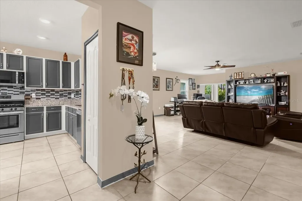 299 Lazio Circle Debary FL 32713
