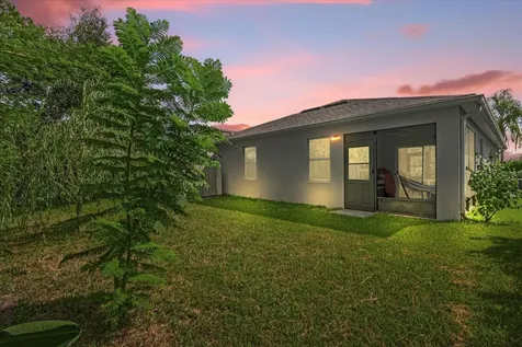 299 Lazio Circle Debary FL 32713