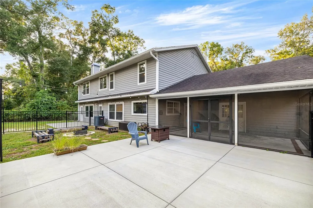363 SE 90th Street Ocala FL 34480