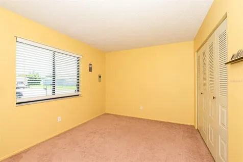 2565 SE Dogwood Avenue Port St Lucie FL 34952